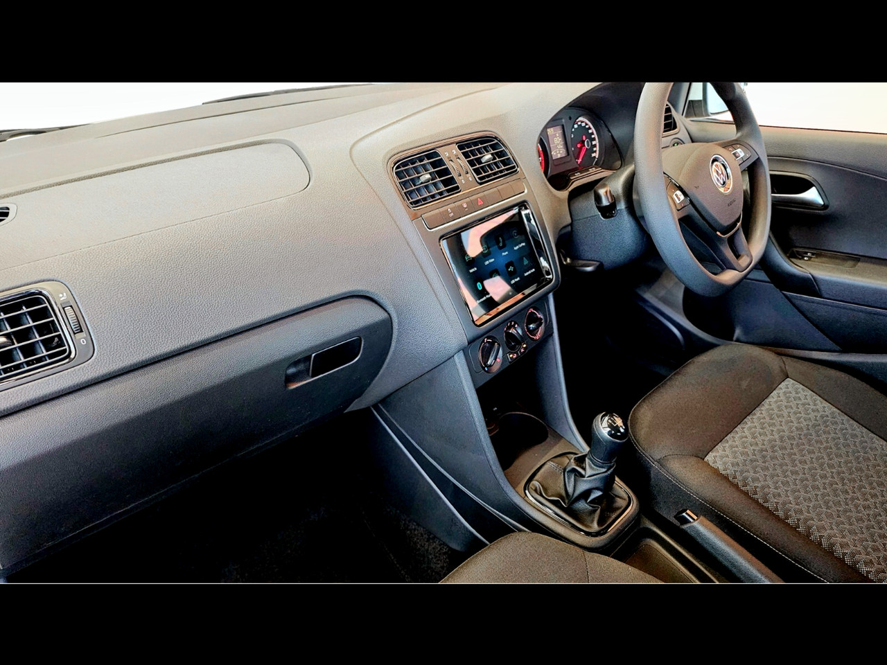 Volkswagen POLO VIVO 1.4 LIFE