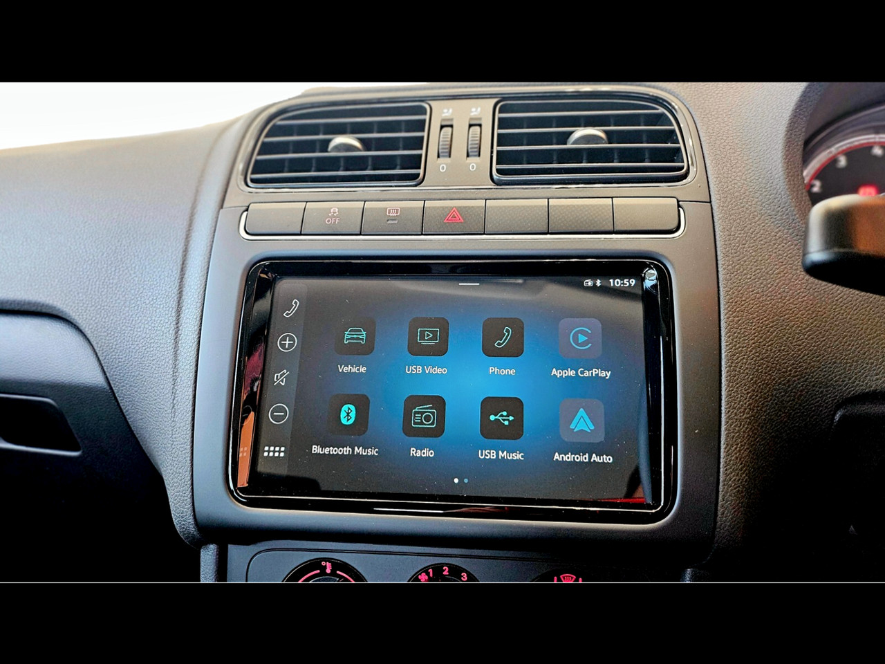 Volkswagen POLO VIVO 1.4 LIFE