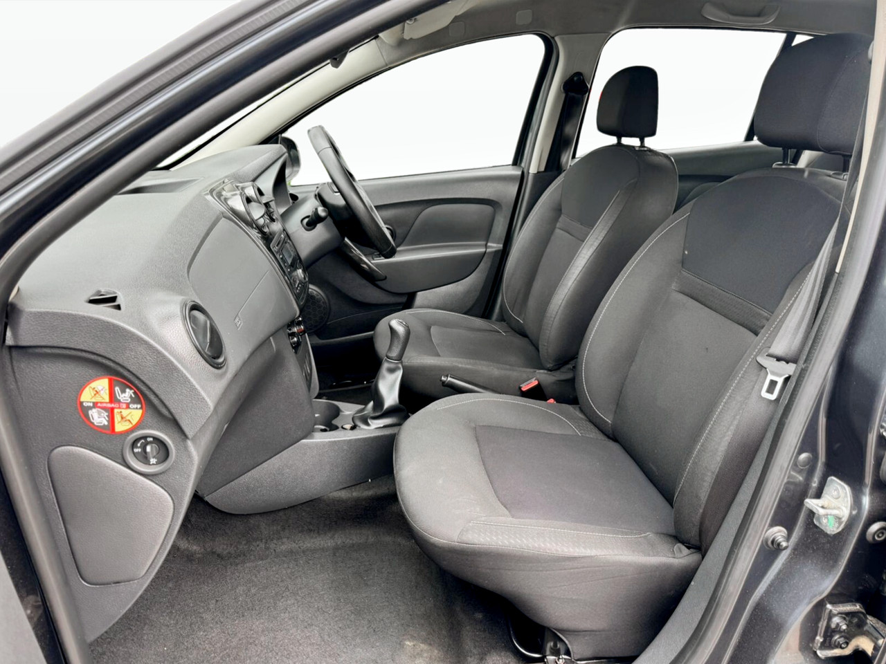 Renault SANDERO 66KW TURBO EXPRESSION (AIRCON)