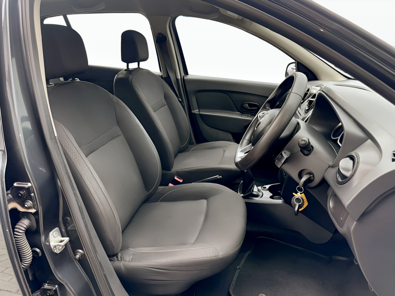 Renault SANDERO 66KW TURBO EXPRESSION (AIRCON)