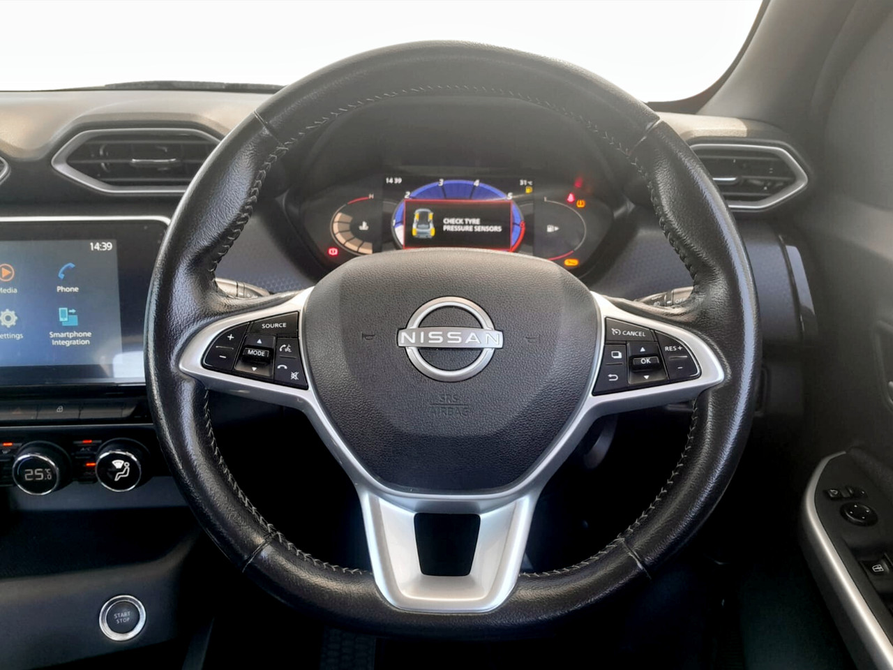 Nissan MAGNITE 1.0 TURBO ACENTA PLUS AUTO