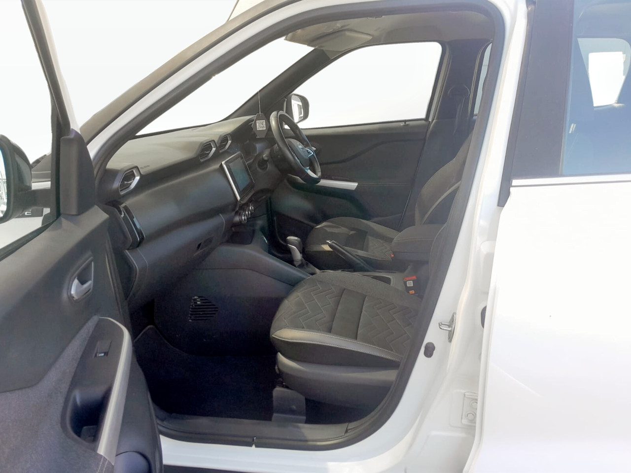 Nissan MAGNITE 1.0 TURBO ACENTA PLUS AUTO
