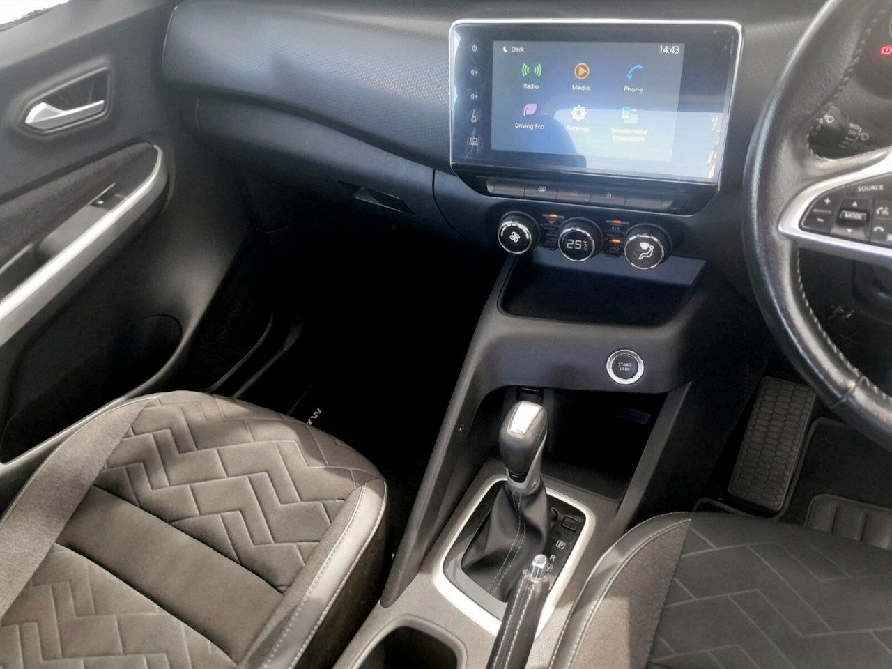 Nissan MAGNITE 1.0 TURBO ACENTA PLUS AUTO
