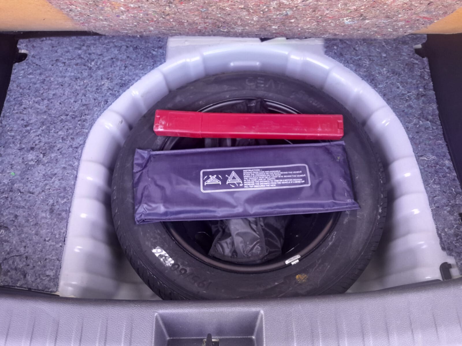 Nissan MAGNITE 1.0 TURBO ACENTA PLUS AUTO