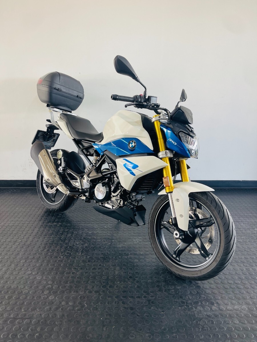 BMW G310 R LIGHT WHITE