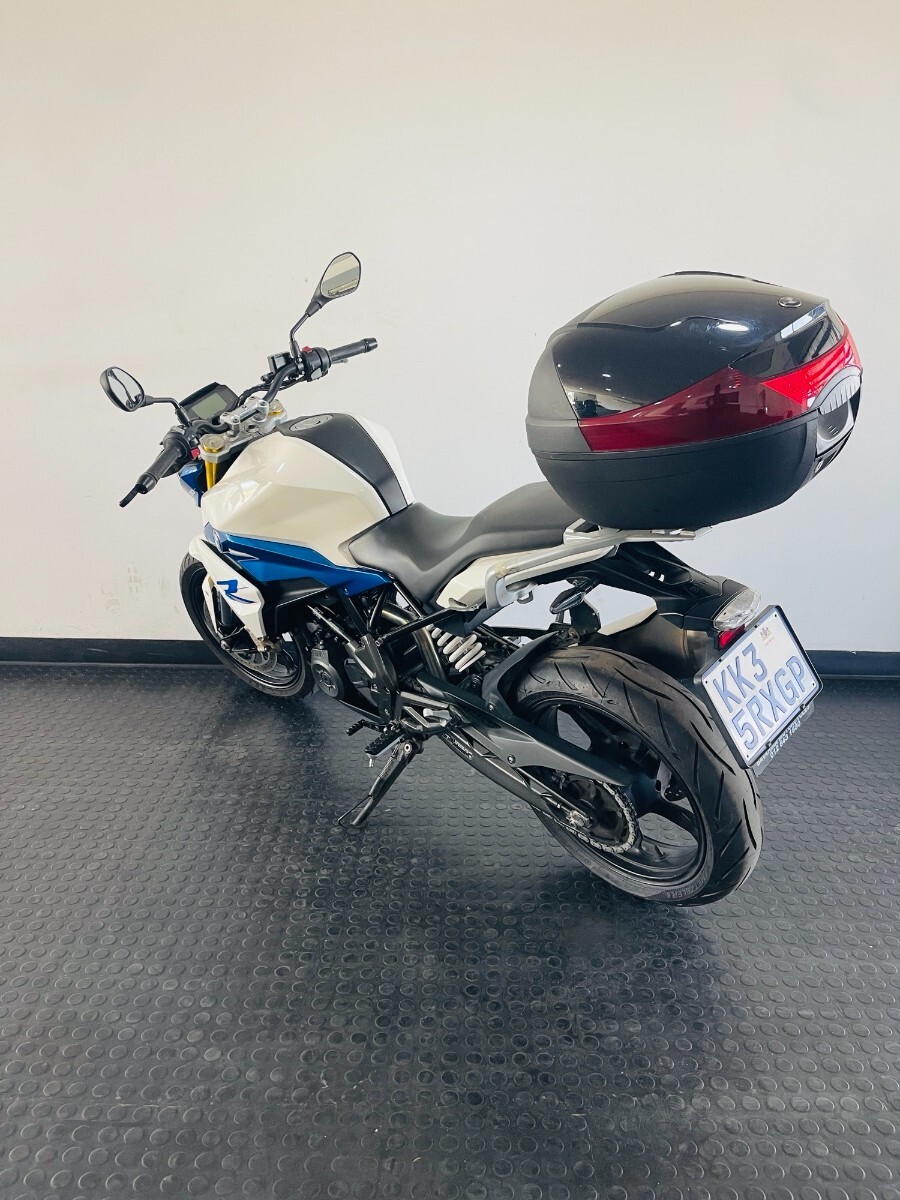 BMW G310 R LIGHT WHITE