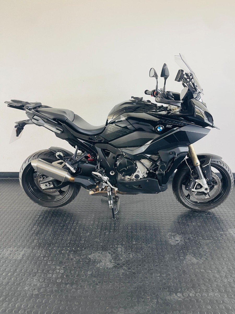 BMW S1000 XR STYLE TRIPLE BLACK