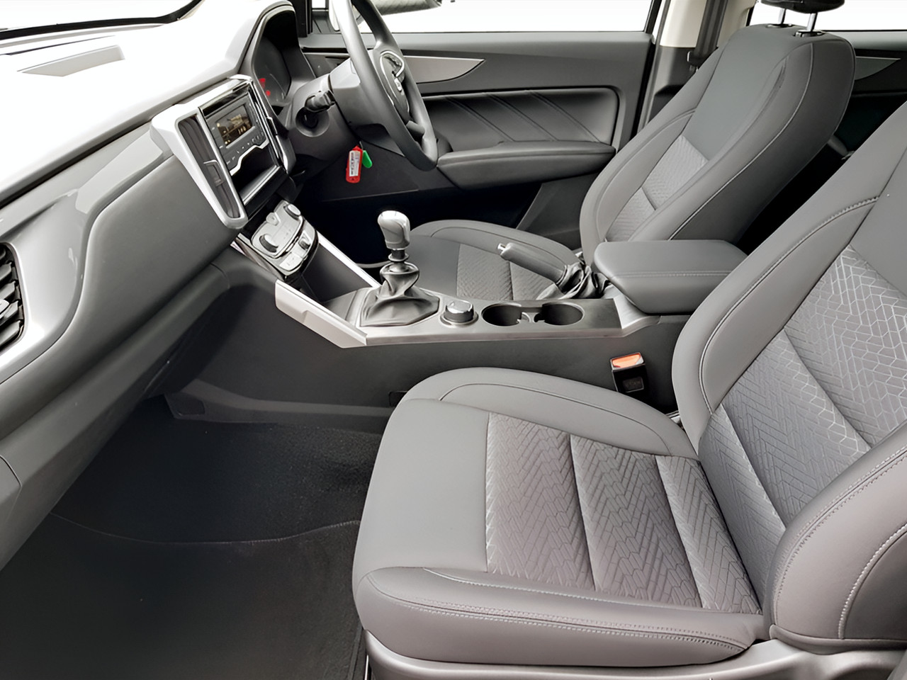 GWM P300 2.0T DOUBLE CAB SX 4X4 MANUAL