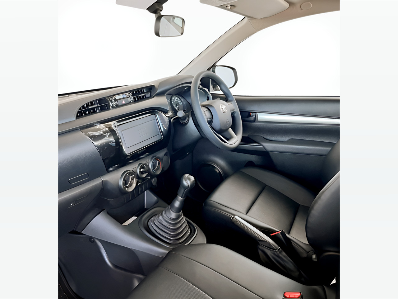 Toyota Hilux 2.4GD SINGLE CAB FLAT DECK