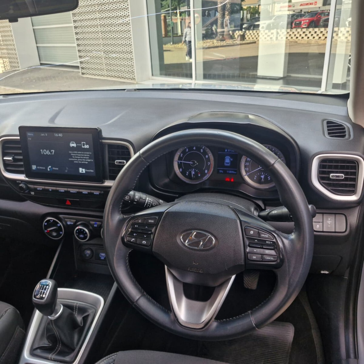 Hyundai VENUE 1.0T FLUID LIMITED EDITION