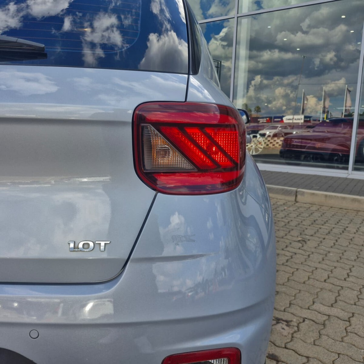 Hyundai VENUE 1.0T FLUID LIMITED EDITION