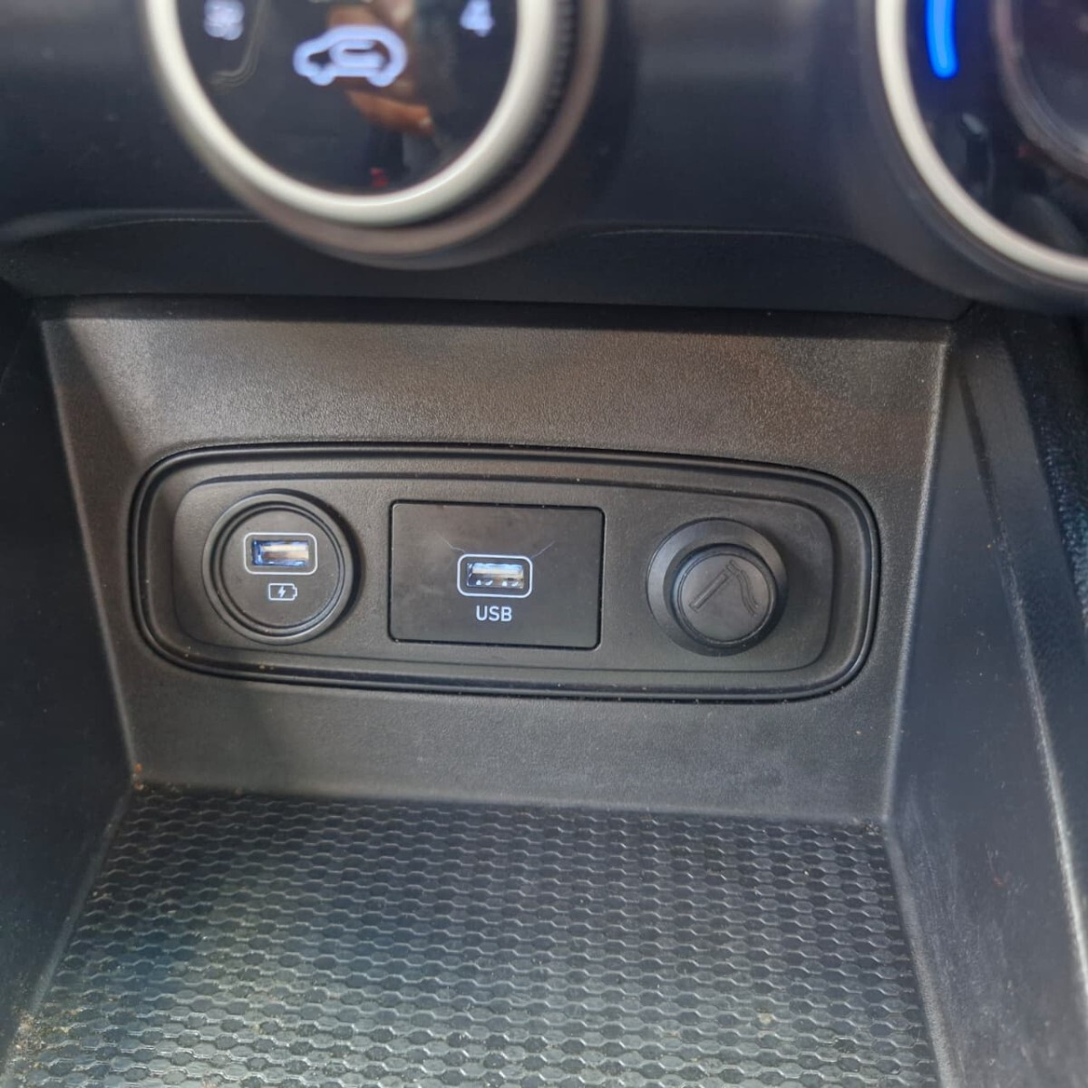 Hyundai VENUE 1.0T FLUID LIMITED EDITION