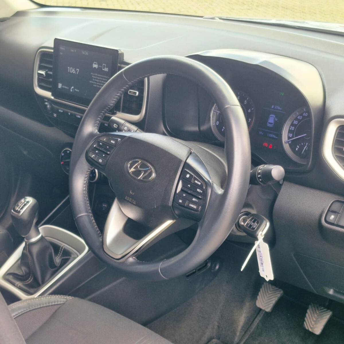 Hyundai VENUE 1.0T FLUID LIMITED EDITION