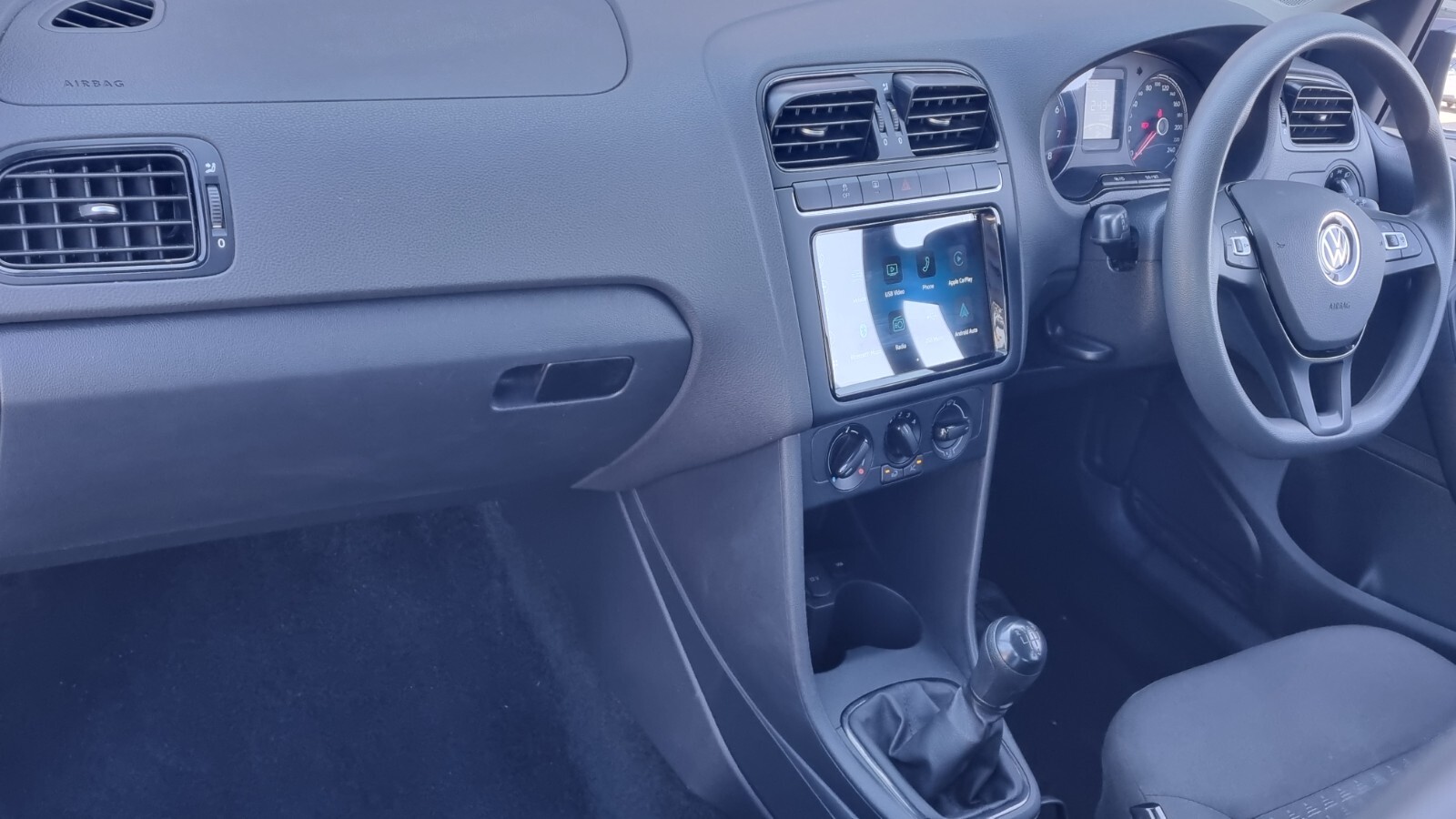 Volkswagen POLO VIVO HATCH 1.4