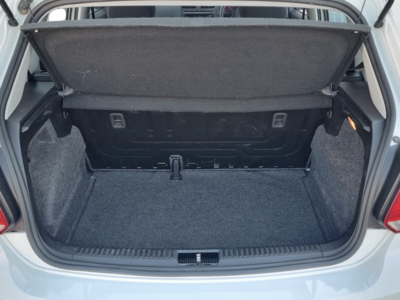Volkswagen POLO VIVO HATCH 1.4