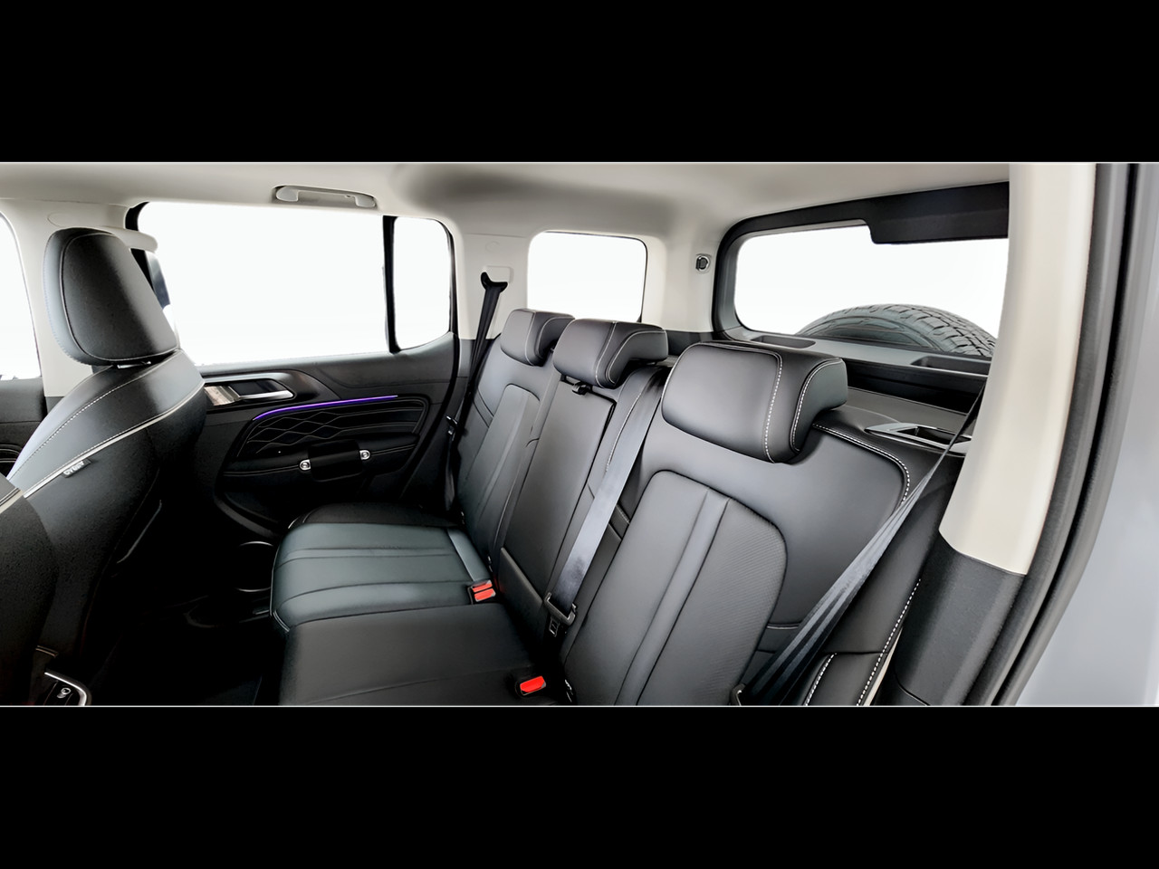 GWM TANK 300 2.4T ULTRA LUXURY 4WD