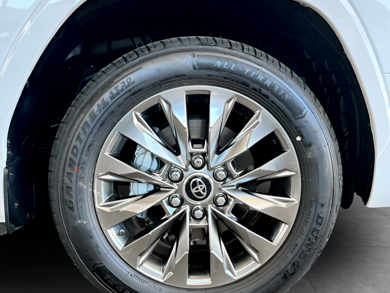 Toyota LAND CRUISER 300 3.5T ZX