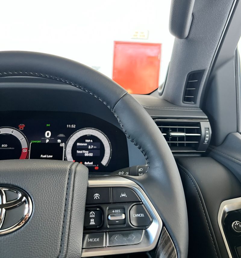 Toyota LAND CRUISER 300 3.5T ZX