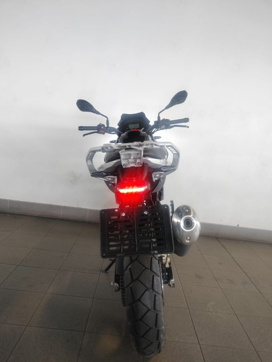 BMW G310 GS POLAR WHITE