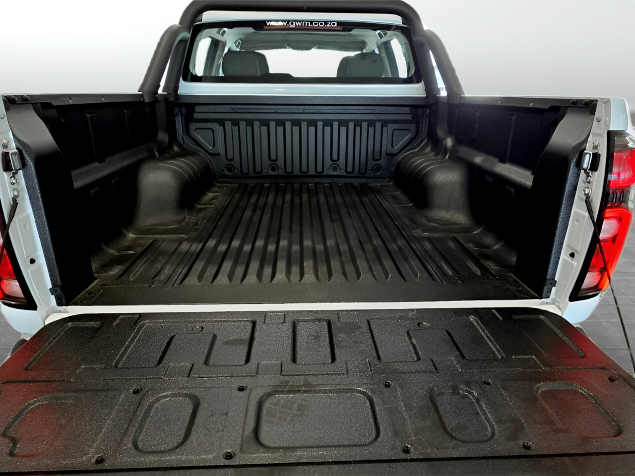 GWM P300 2.0T DOUBLE CAB SX 4X4 MANUAL