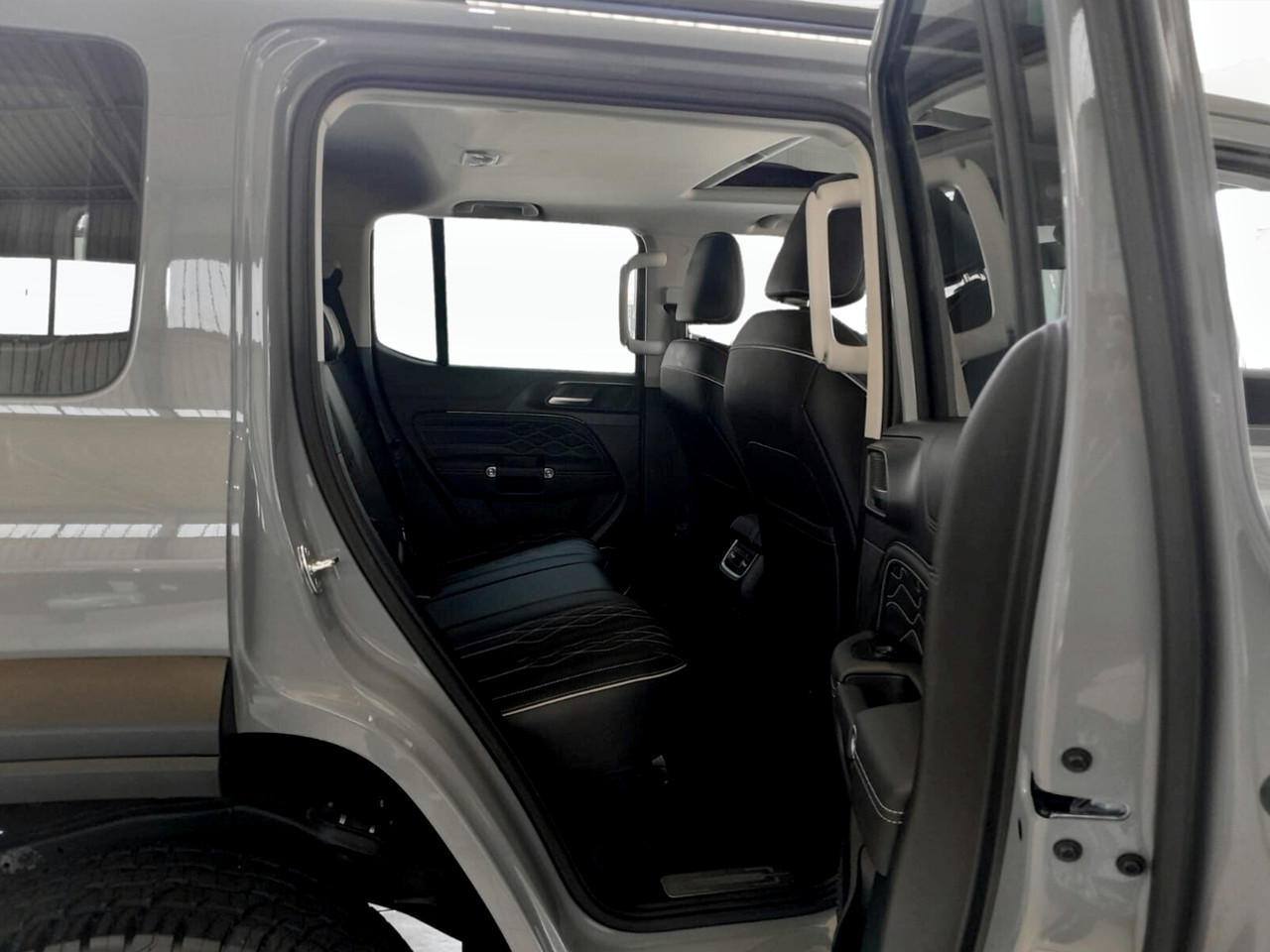 GWM TANK 300 2.4T LUXURY