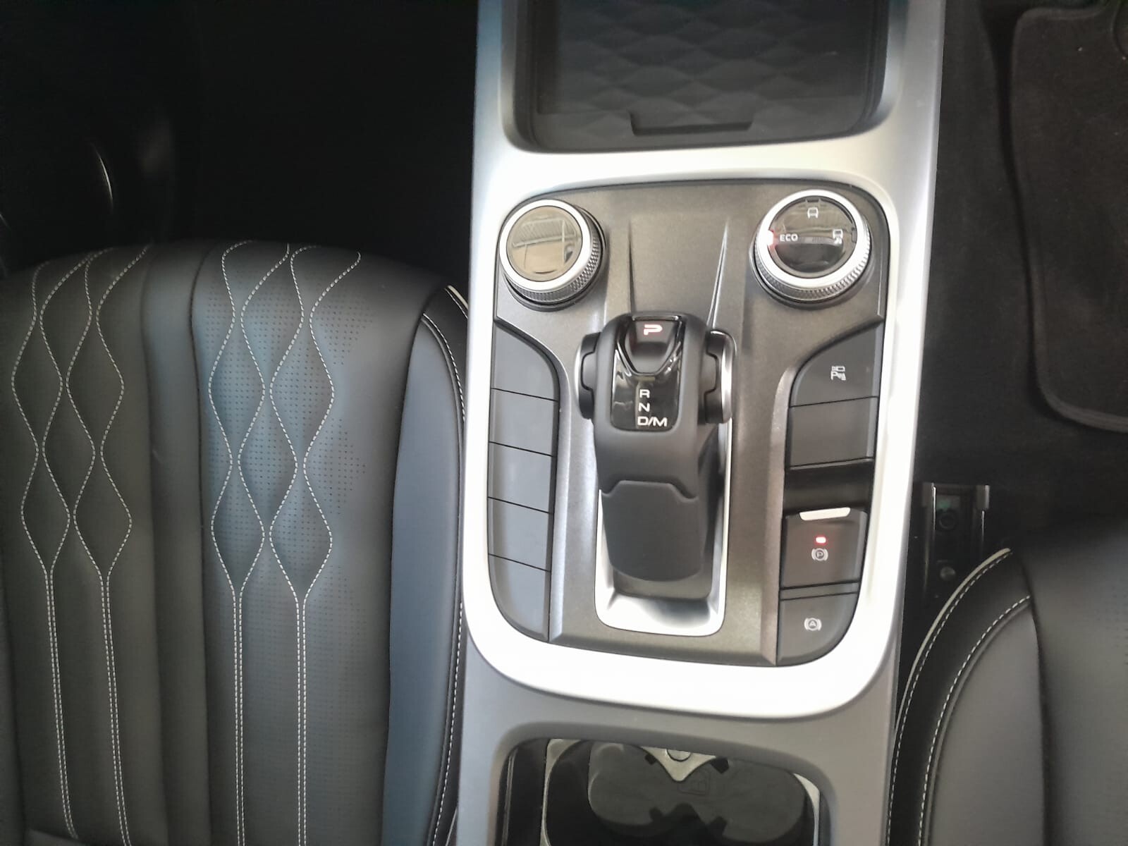 GWM TANK 300 2.4T LUXURY