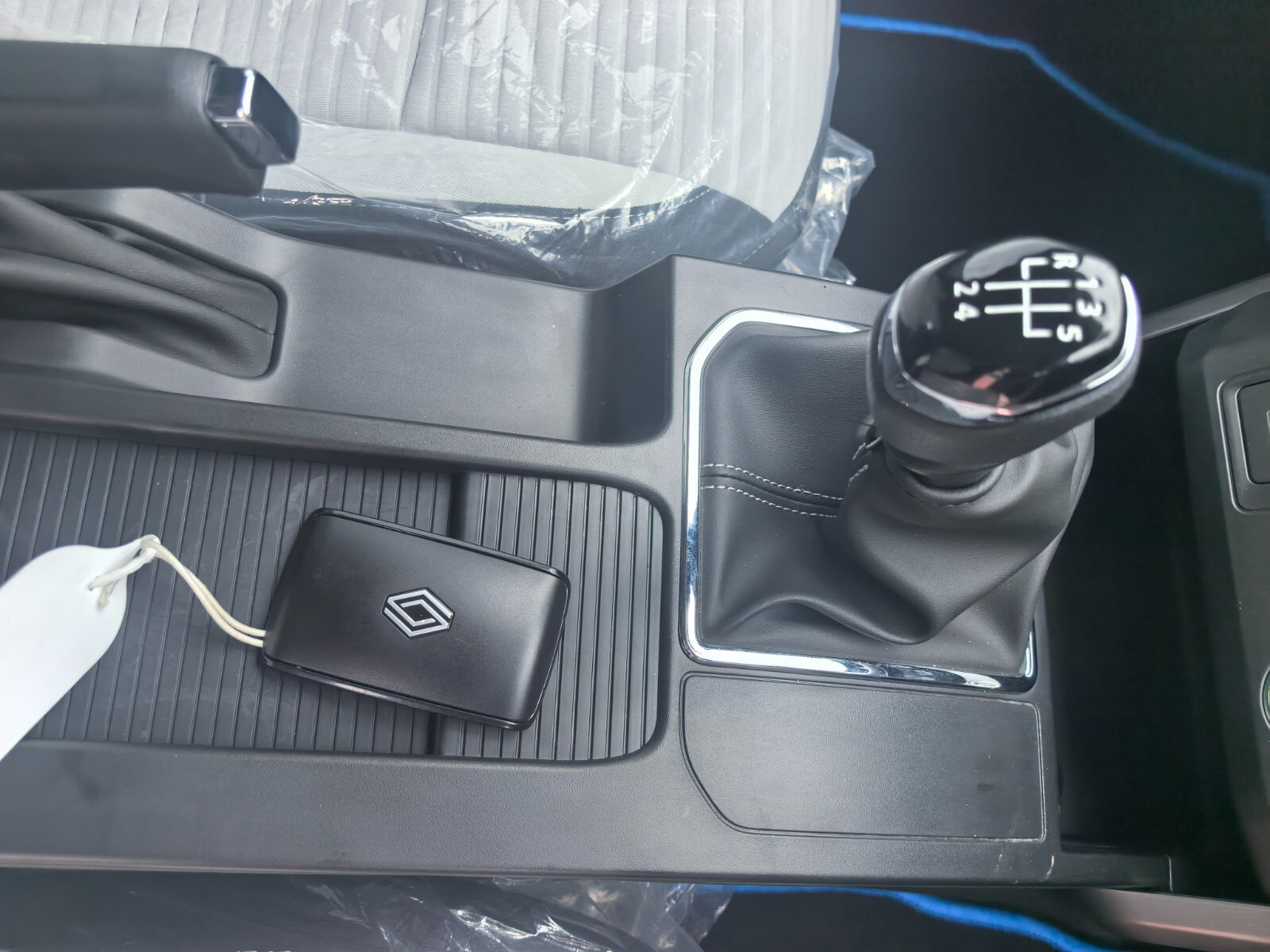 Renault KIGER 1.0 TECHNO MANUAL