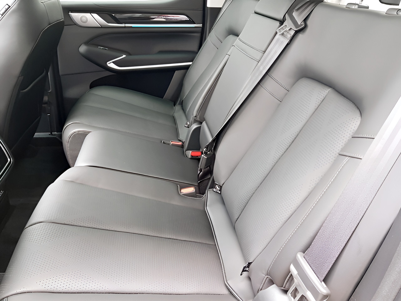 GWM P500 2.0T HEV DOUBLE CAB ULTRA LUXURY 4X4