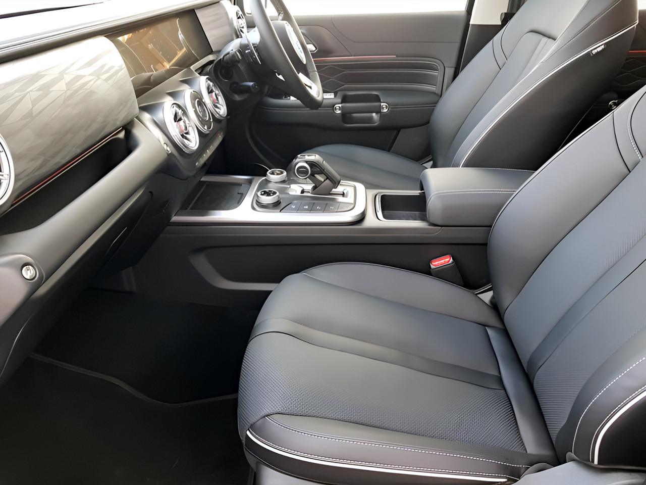 GWM TANK 300 2.4T ULTRA LUXURY 4WD