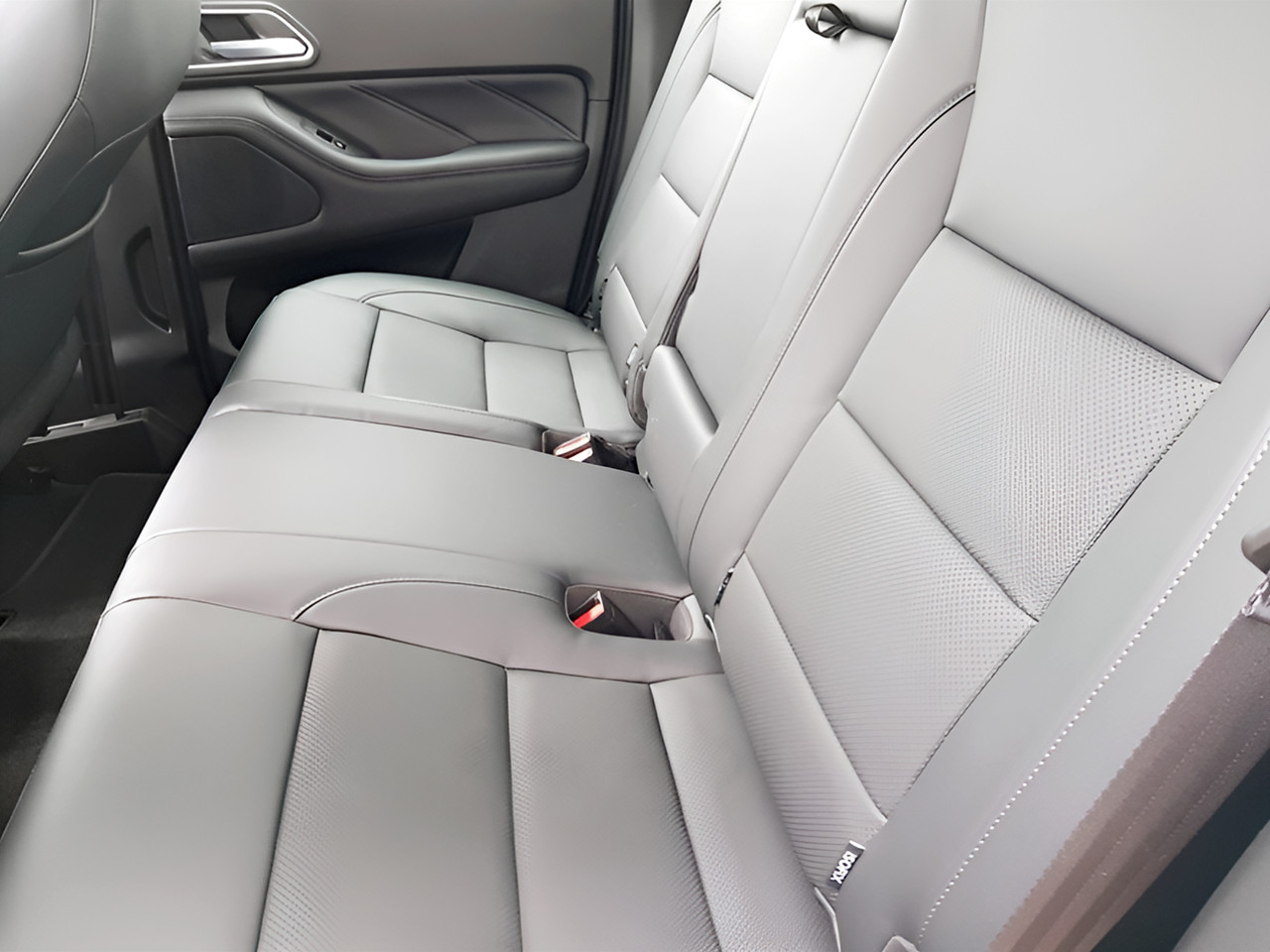 GWM P300 2.4T DOUBLE CAB LT