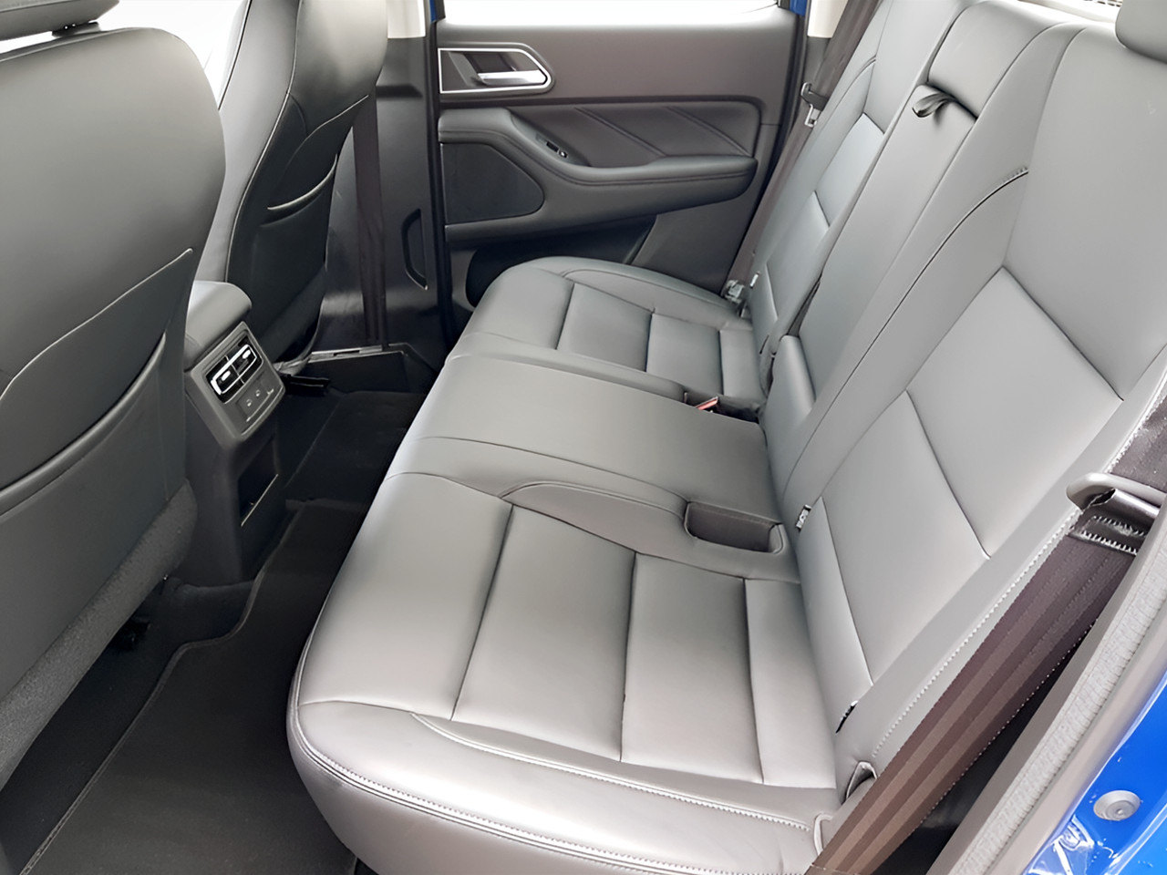 GWM P300 2.4T DOUBLE CAB LT