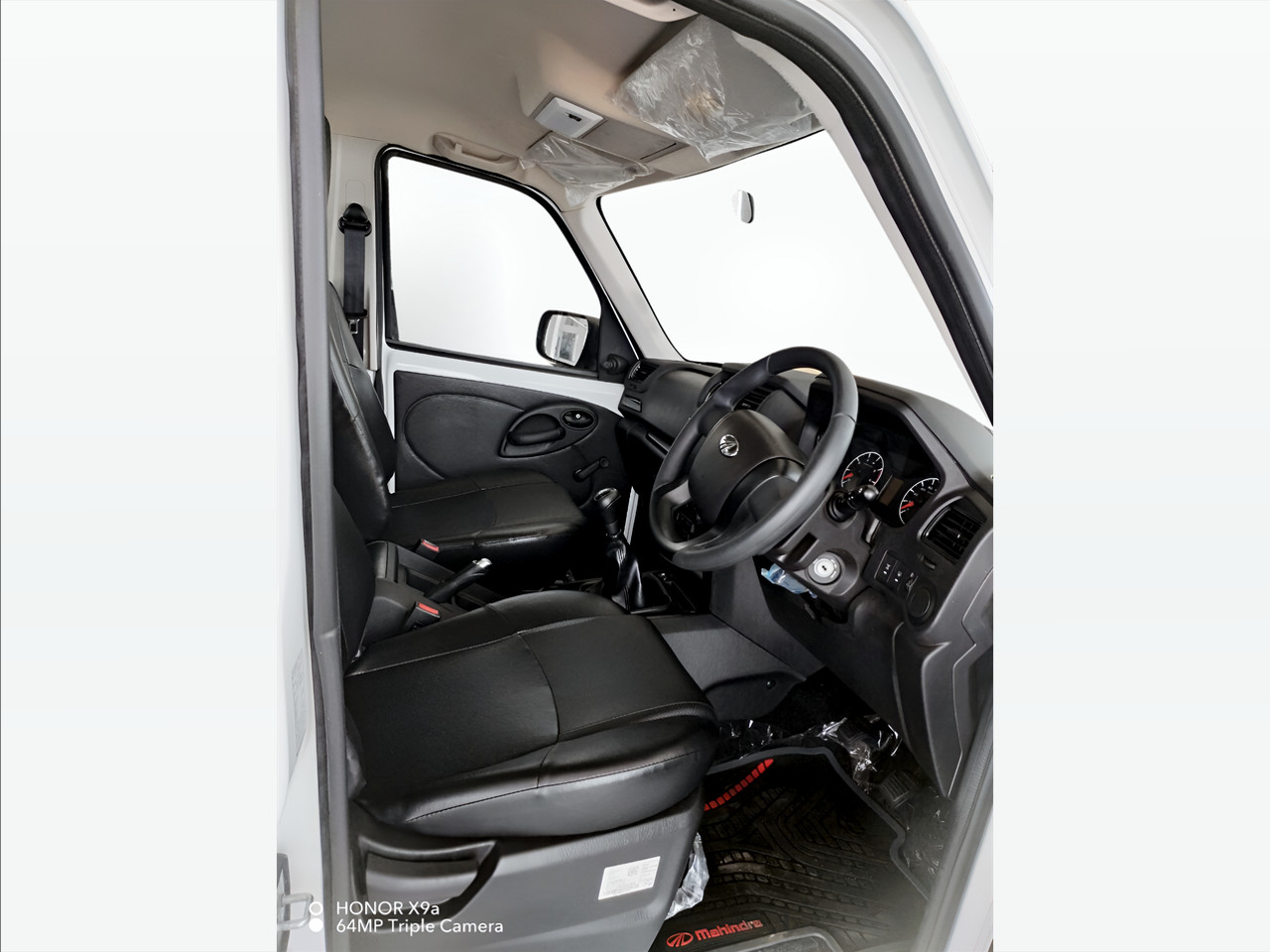 Mahindra PIK UP 2.2CRDE SINGLE CAB DROPSIDE S4 (AIRCON)