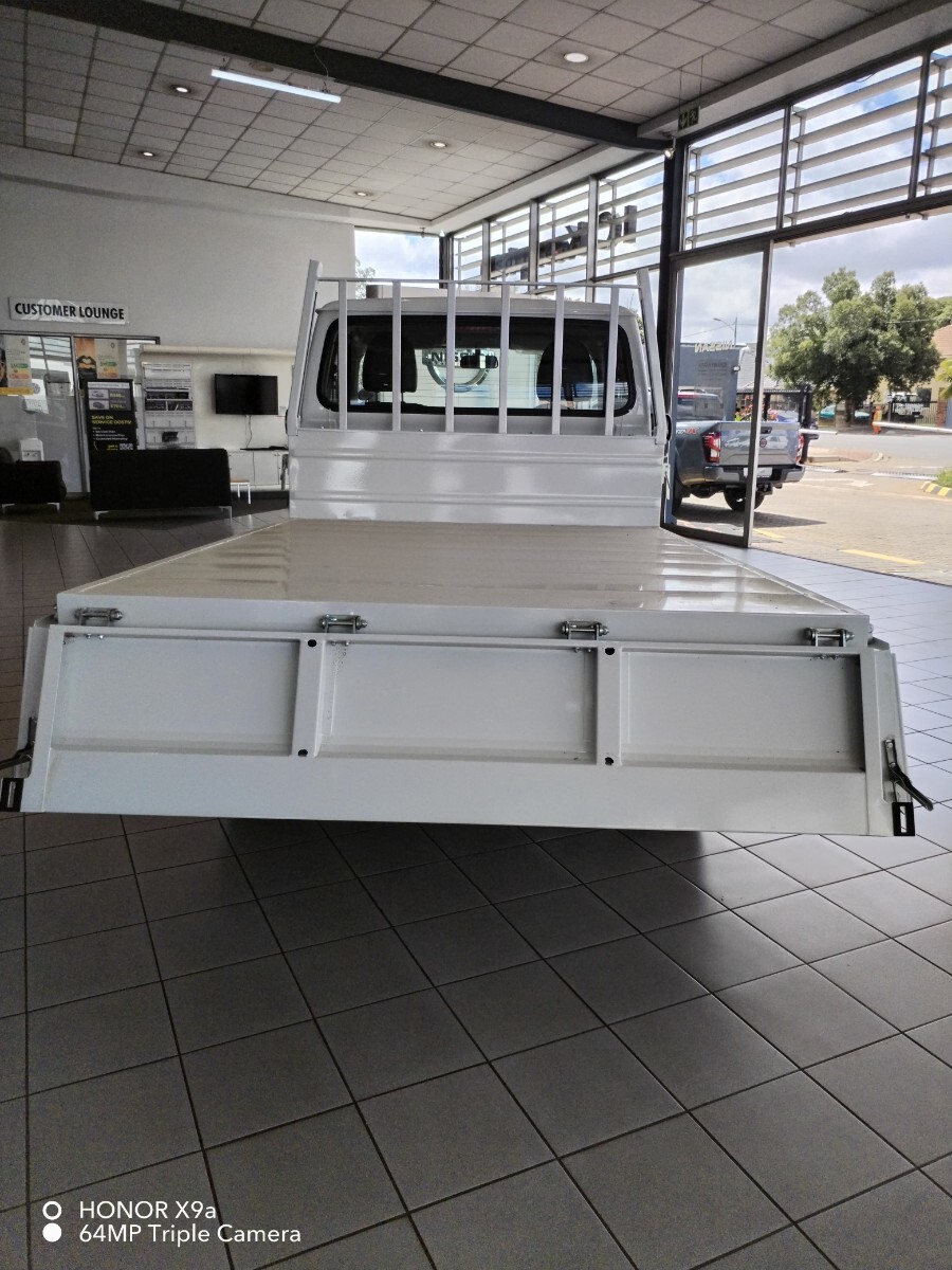 Mahindra PIK UP 2.2CRDE SINGLE CAB DROPSIDE S4 (AIRCON)