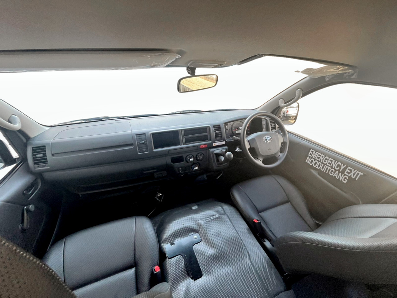 Toyota QUANTUM 2.5D-4D SES-FIKILE