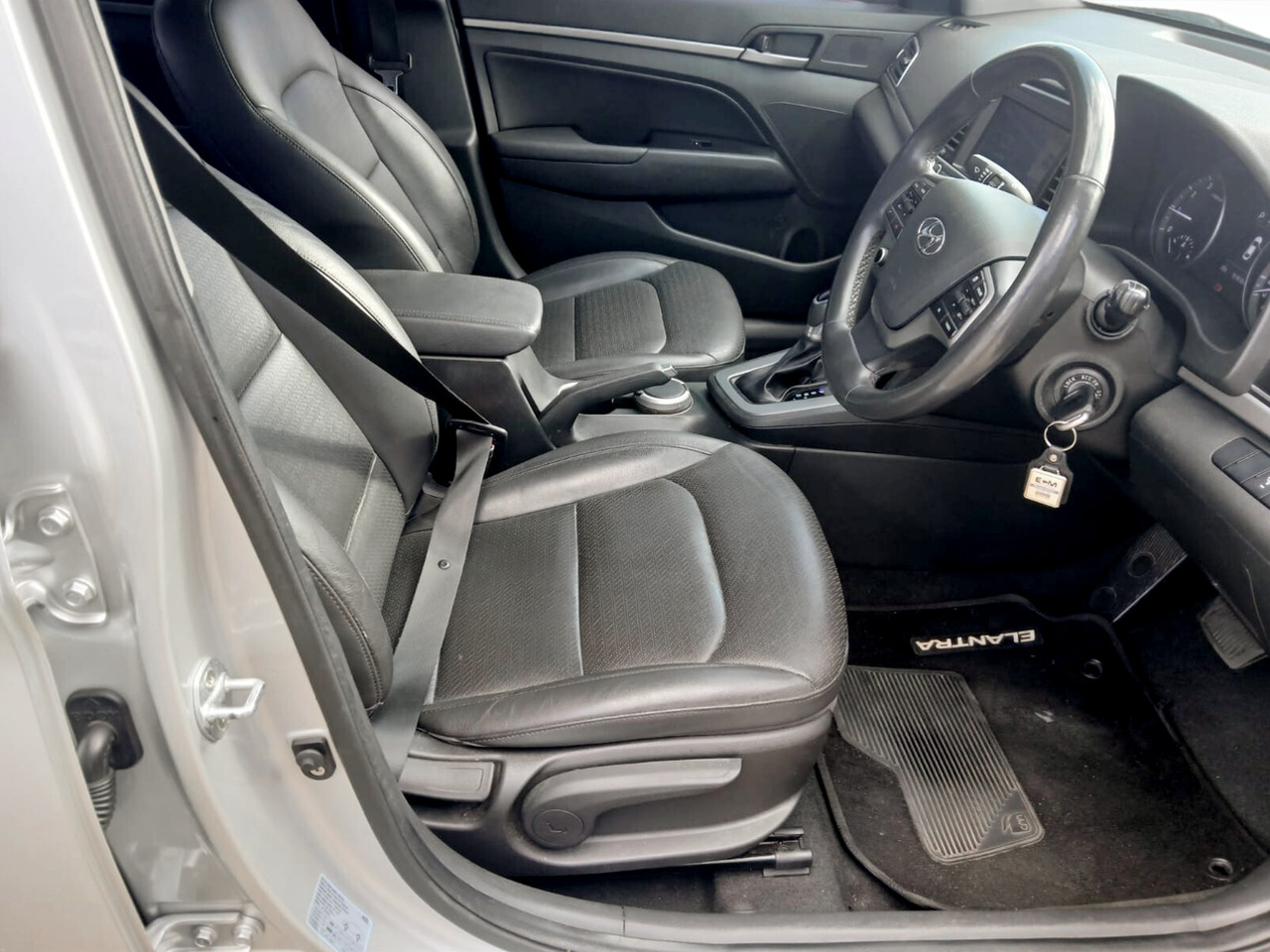 Hyundai Elantra 1.6 EXECUTIVE AUTO