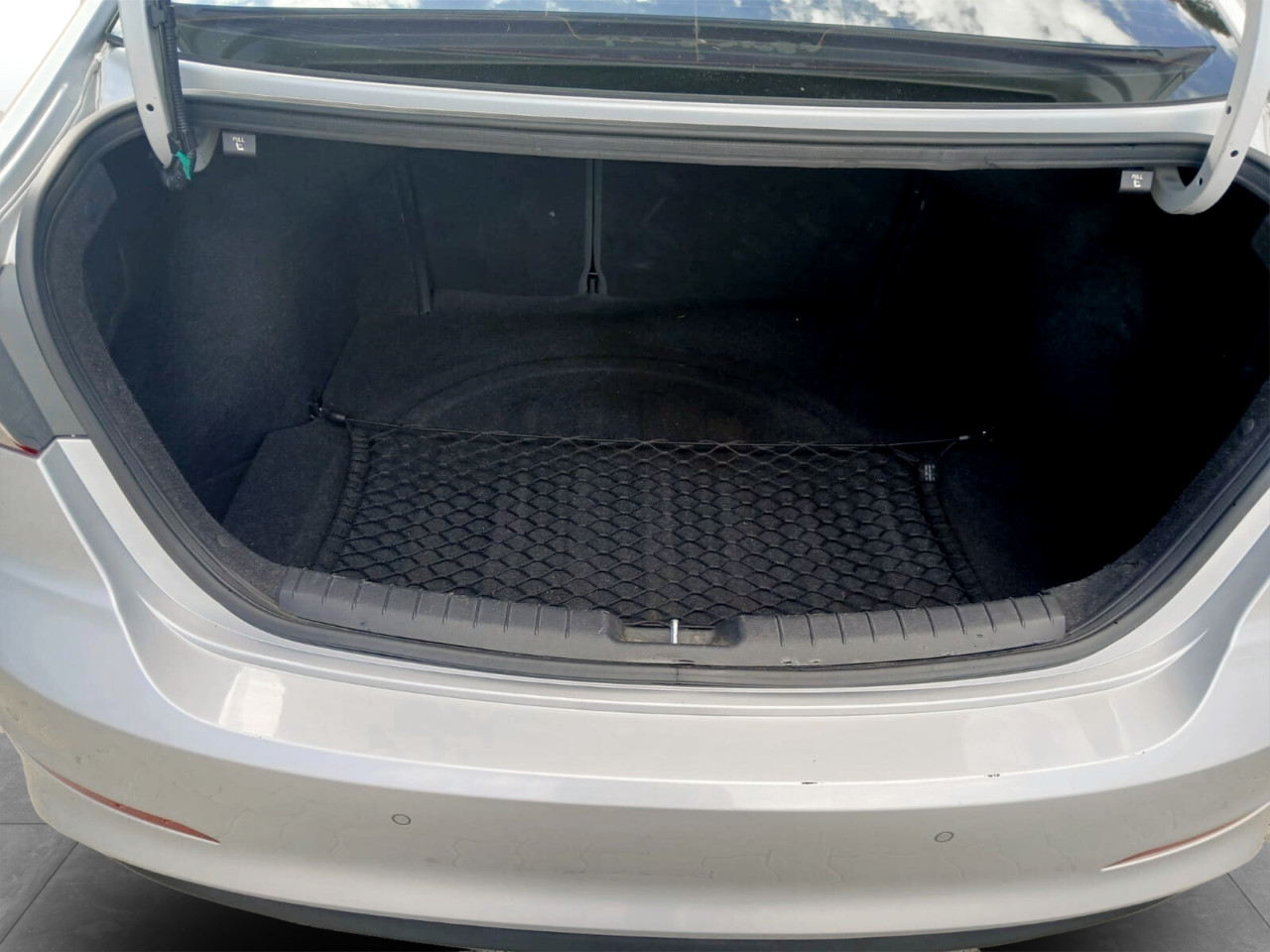 Hyundai Elantra 1.6 EXECUTIVE AUTO
