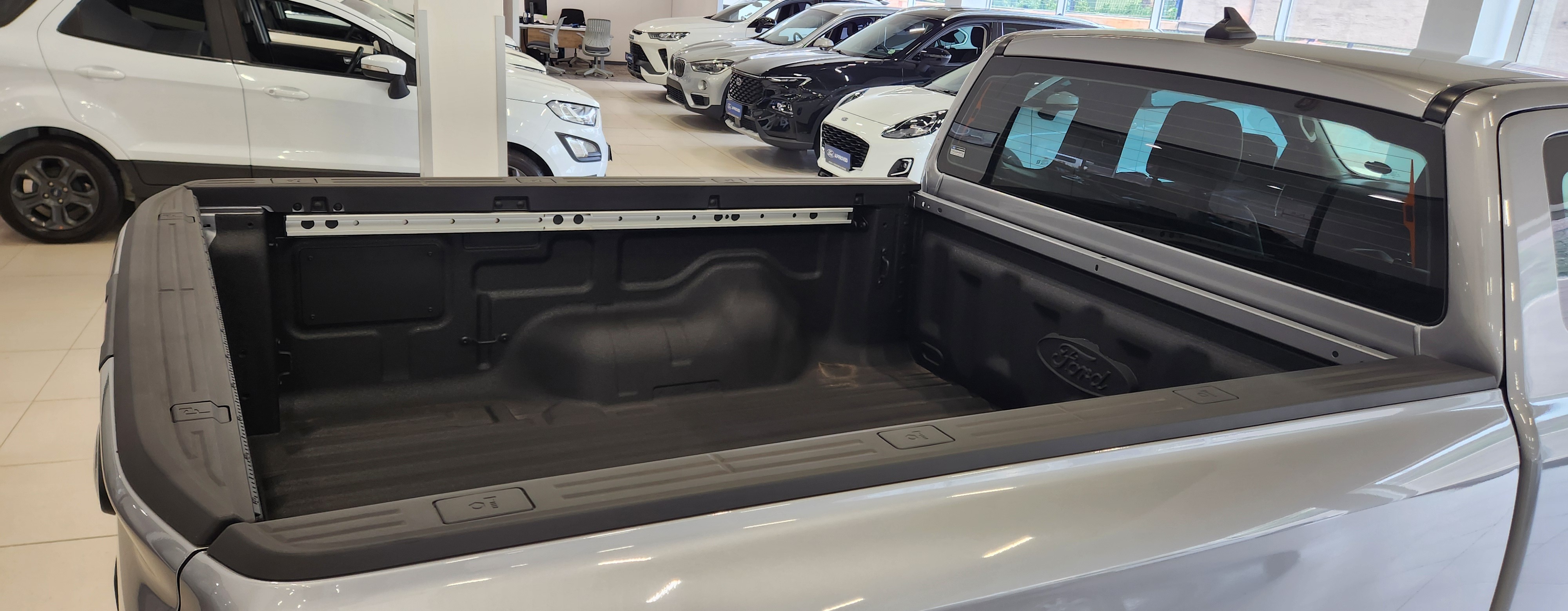 Ford Ranger 2.0D XLT HR A/T SUPER CAB P/U