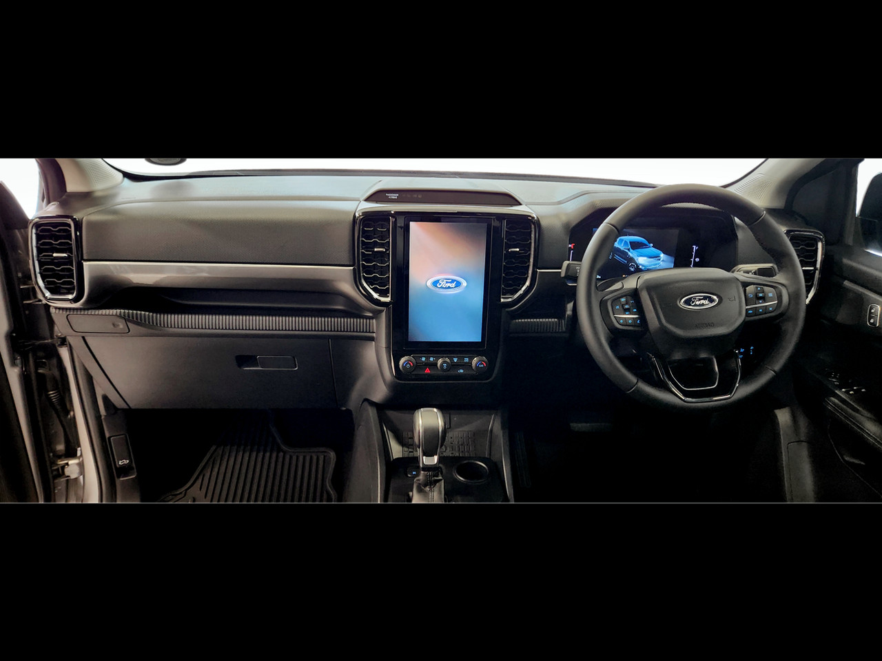 Ford Ranger 2.0D XLT HR A/T SUPER CAB P/U