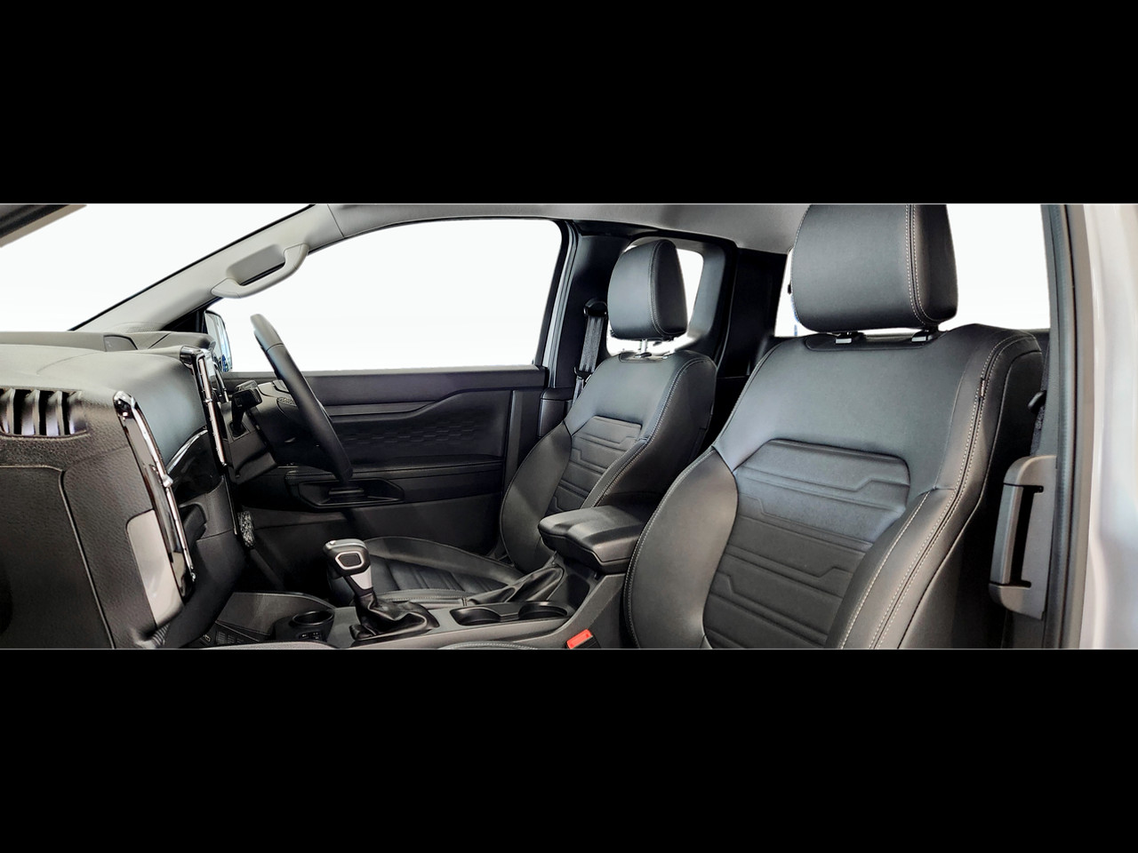 Ford Ranger 2.0D XLT HR A/T SUPER CAB P/U