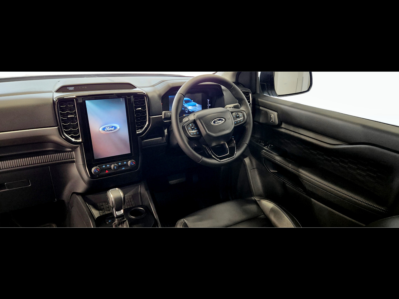 Ford Ranger 2.0D XLT HR A/T SUPER CAB P/U