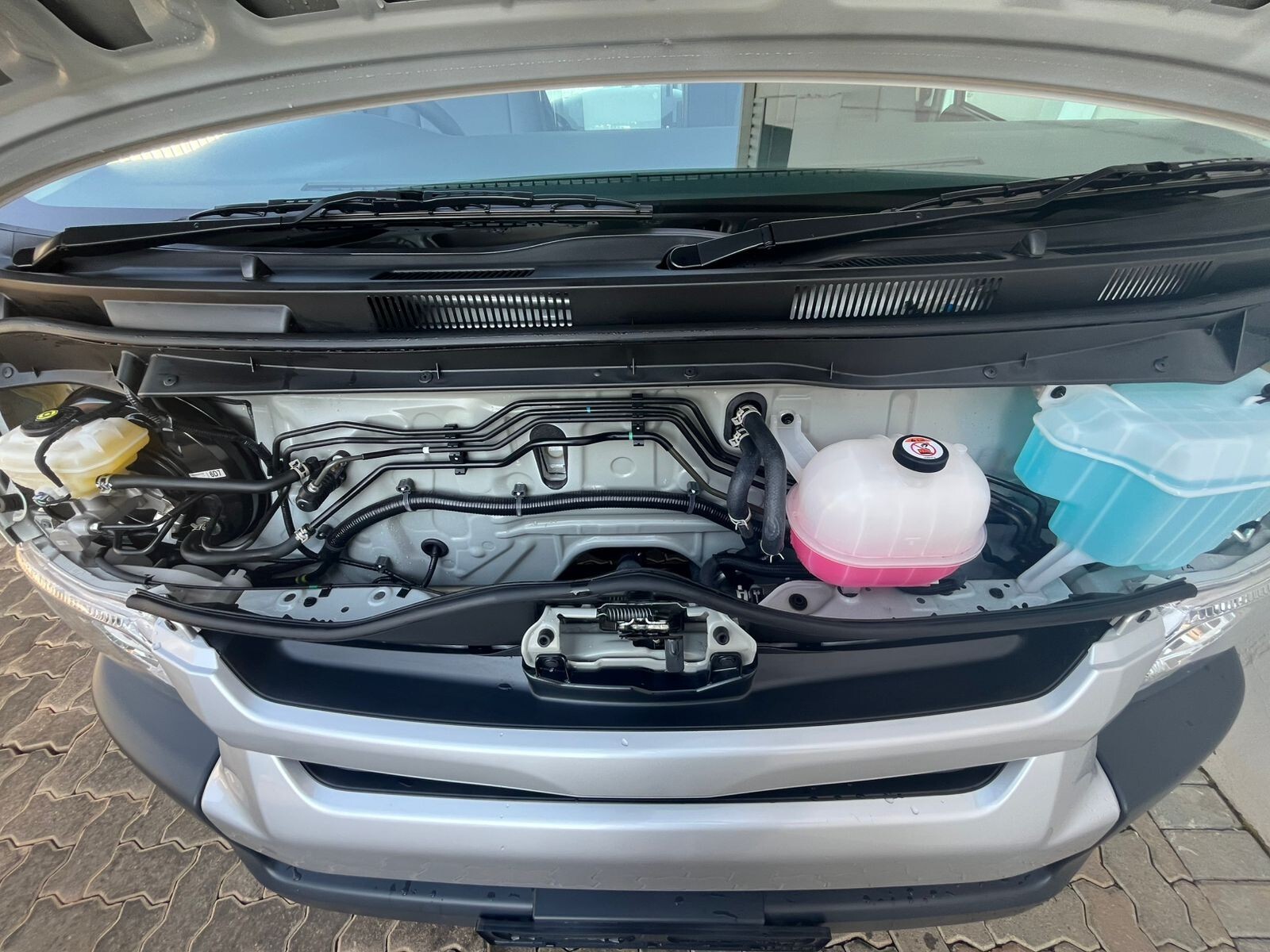 Toyota QUANTUM 2.5D-4D SES-FIKILE