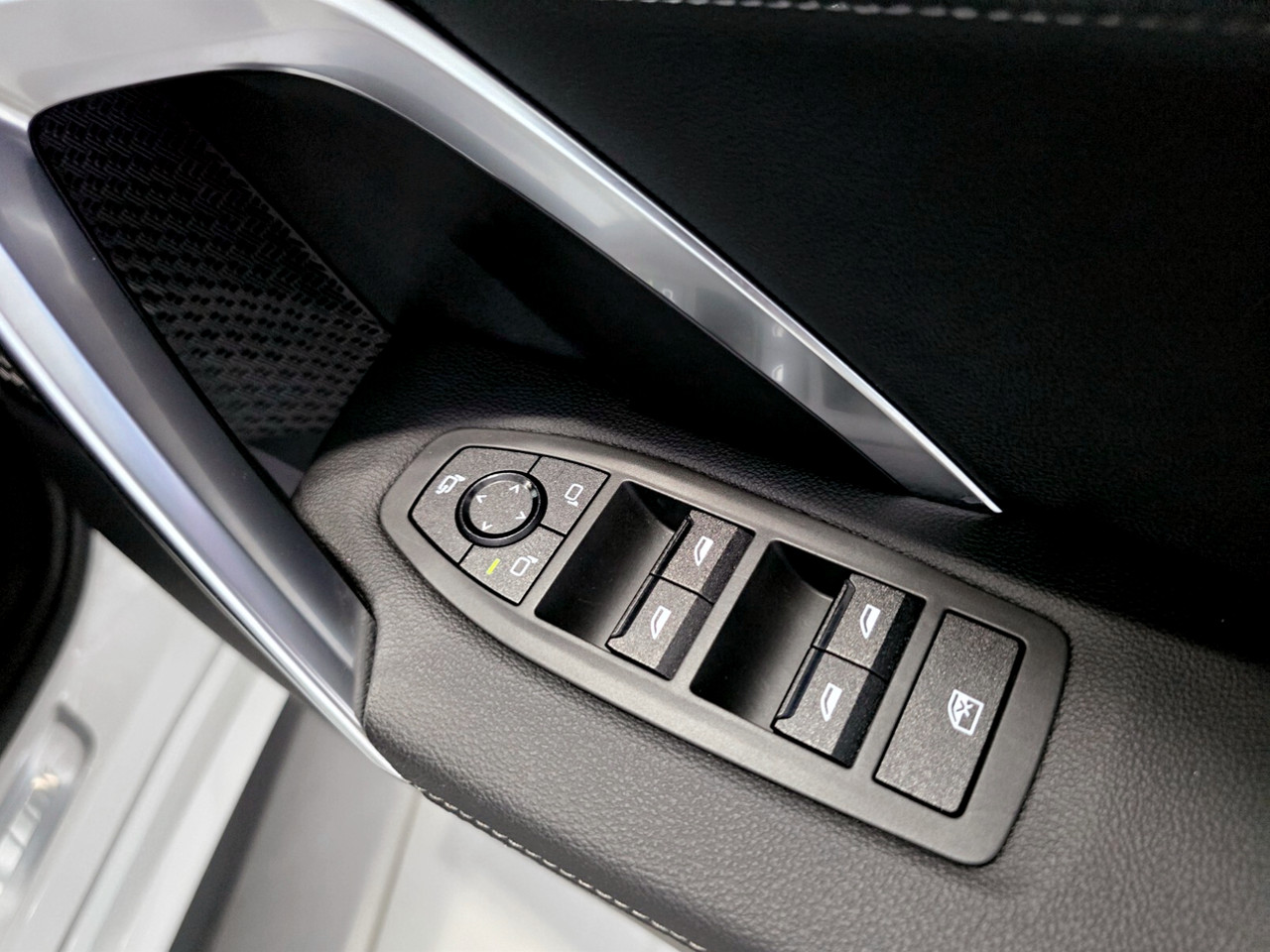 BMW X1 sDRIVE18d M-SPORT