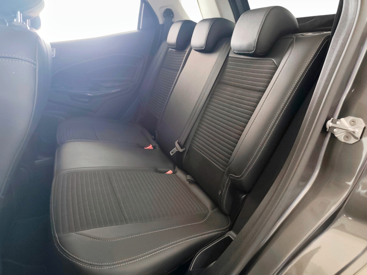 Ford EcoSport 1.0T TITANIUM AUTO