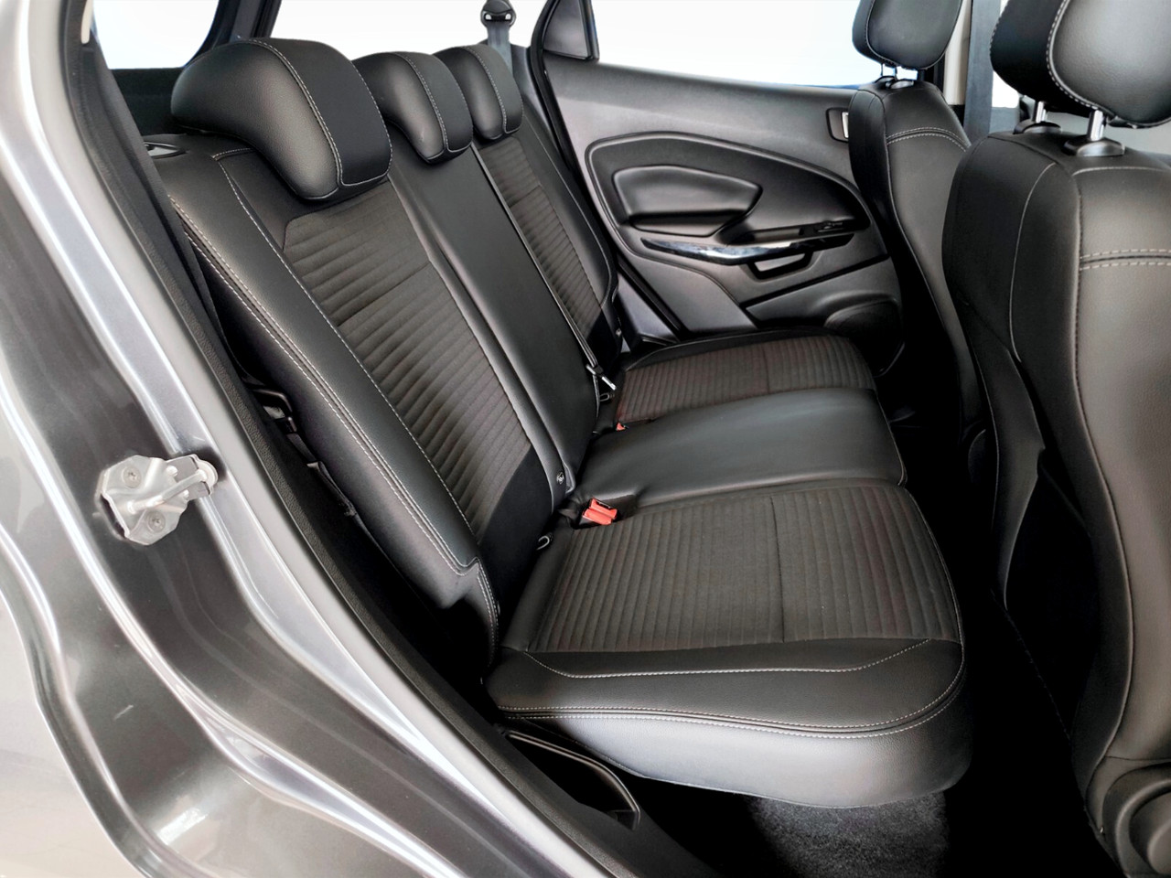 Ford EcoSport 1.0T TITANIUM AUTO