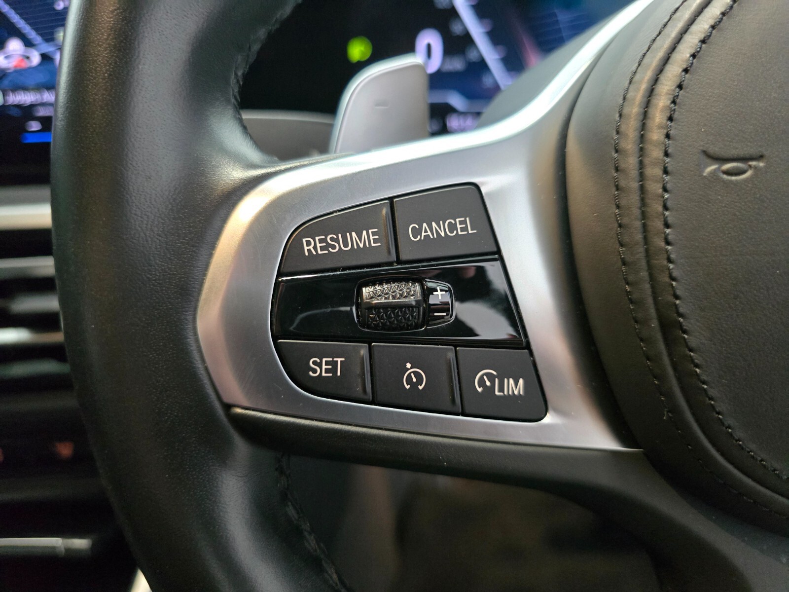 BMW 3 Series 318i M SPORT A/T (G20)