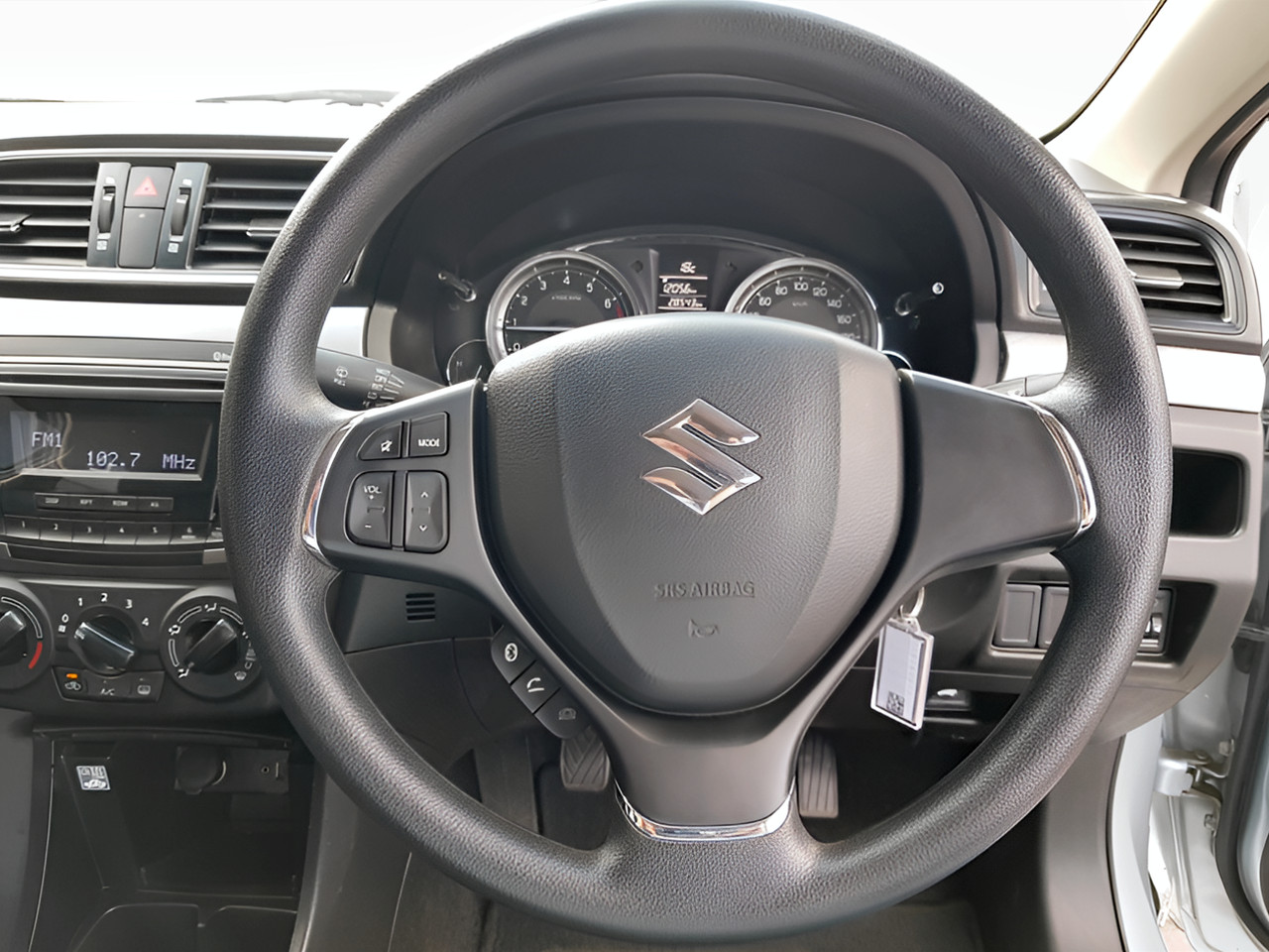 Suzuki CIAZ 1.5 GL MANUAL