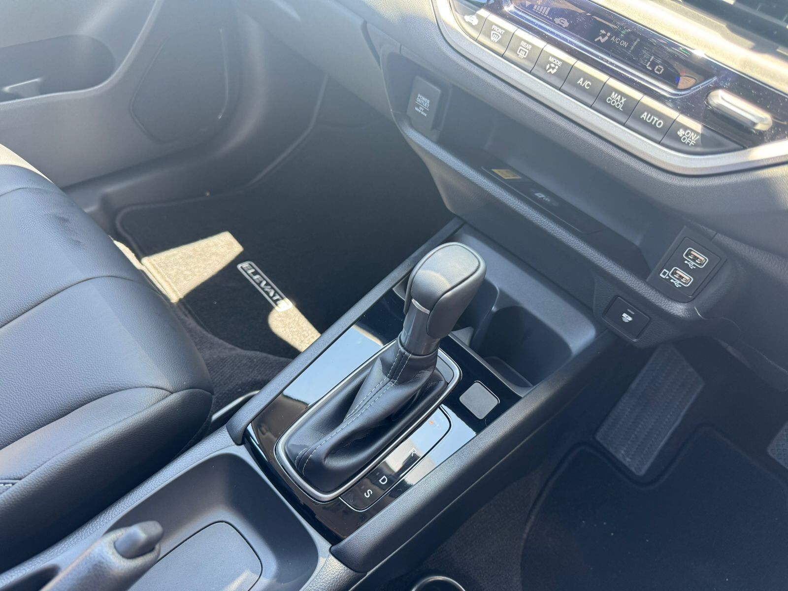 Honda ELEVATE 1.5 ELEGANCE