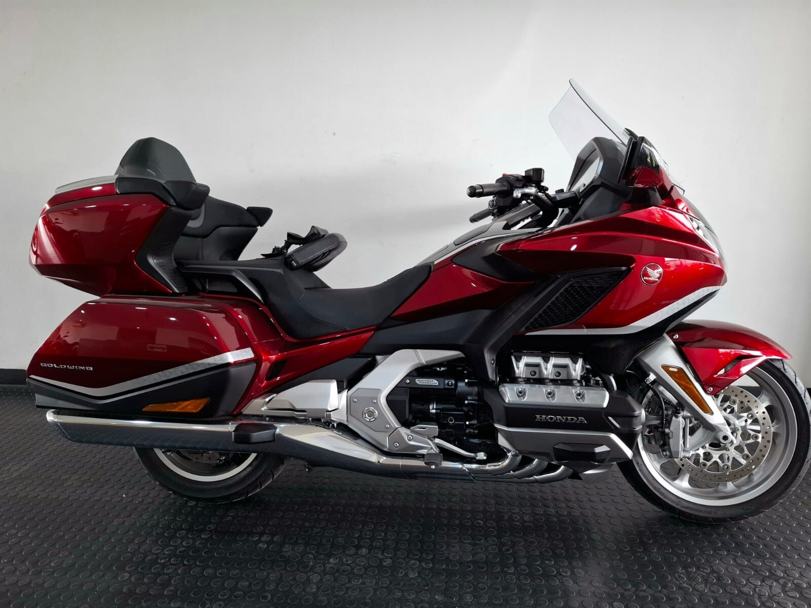 Honda GL GOLD WING DCT TOUR (GL1800)