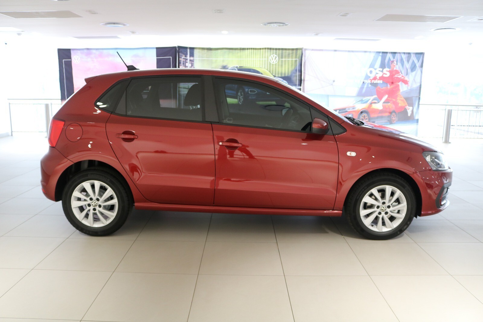 Volkswagen POLO VIVO 1.4 LIFE