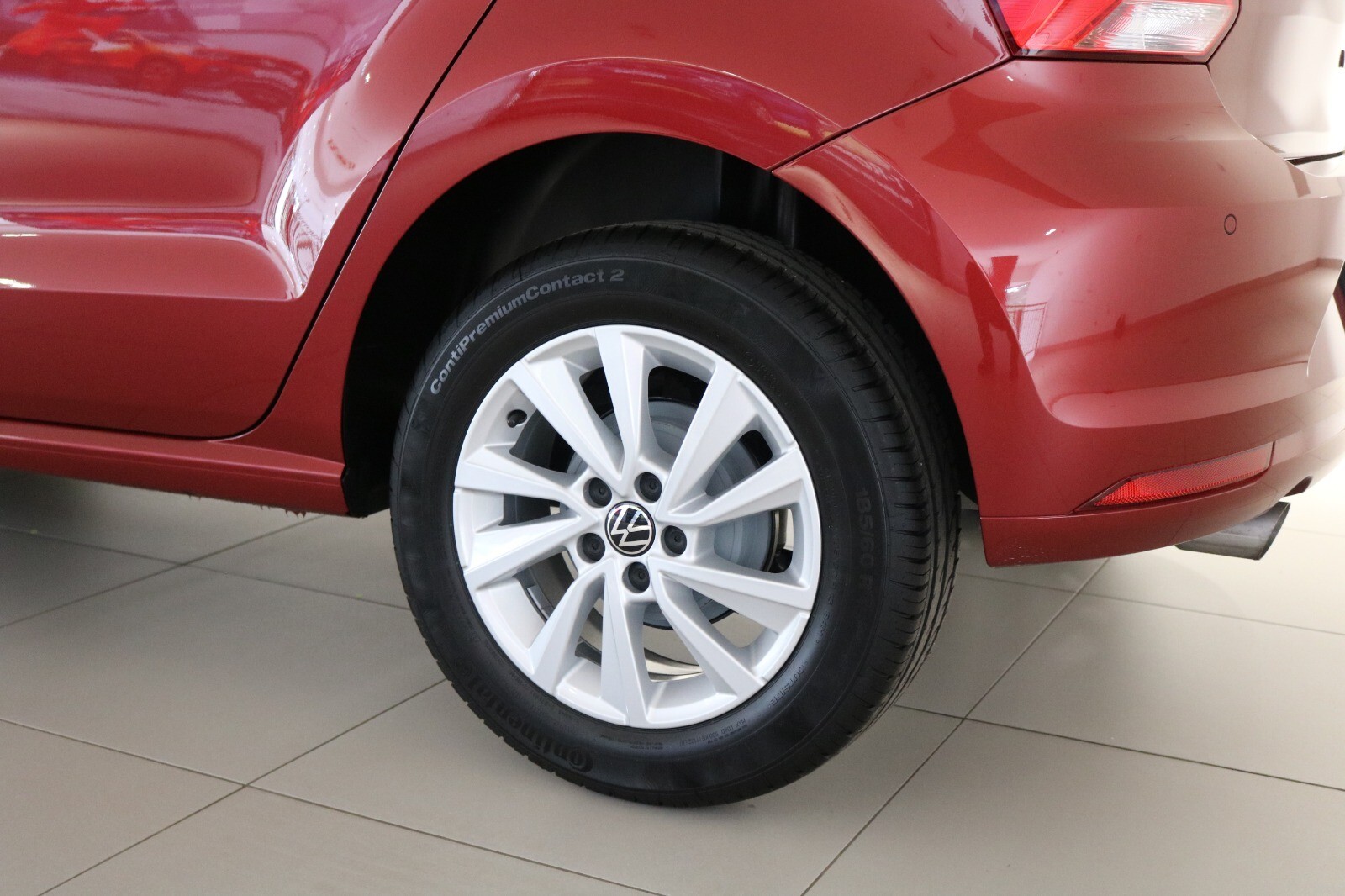 Volkswagen POLO VIVO 1.4 LIFE